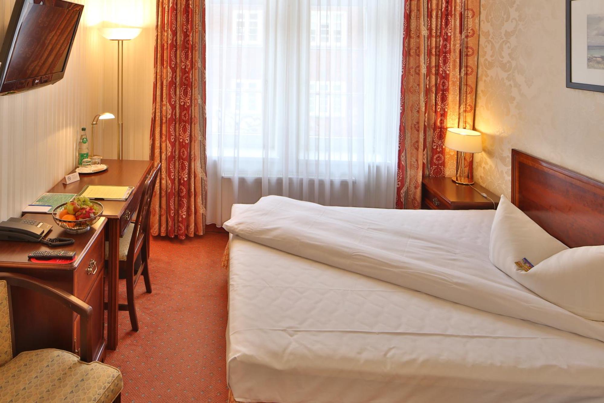 Hotel Elefant Schwerin  Room photo