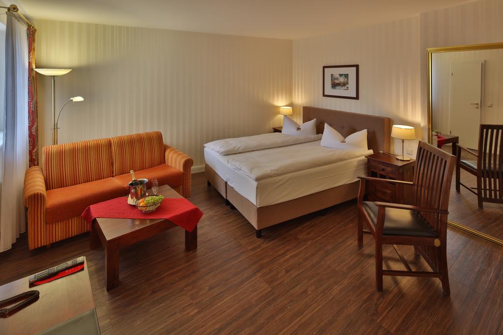 Hotel Elefant Schwerin  Exterior photo