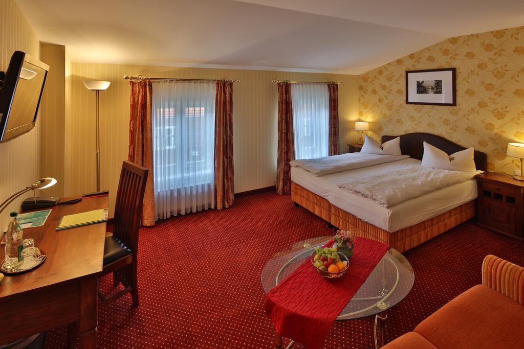 Hotel Elefant Schwerin  Exterior photo