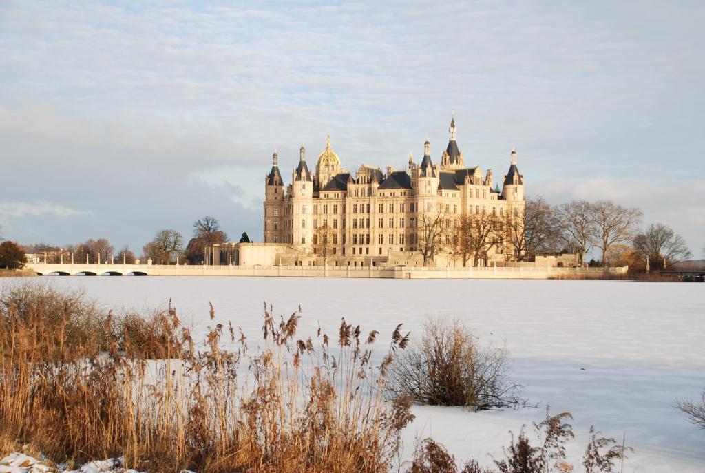 Hotel Elefant Schwerin  Exterior photo